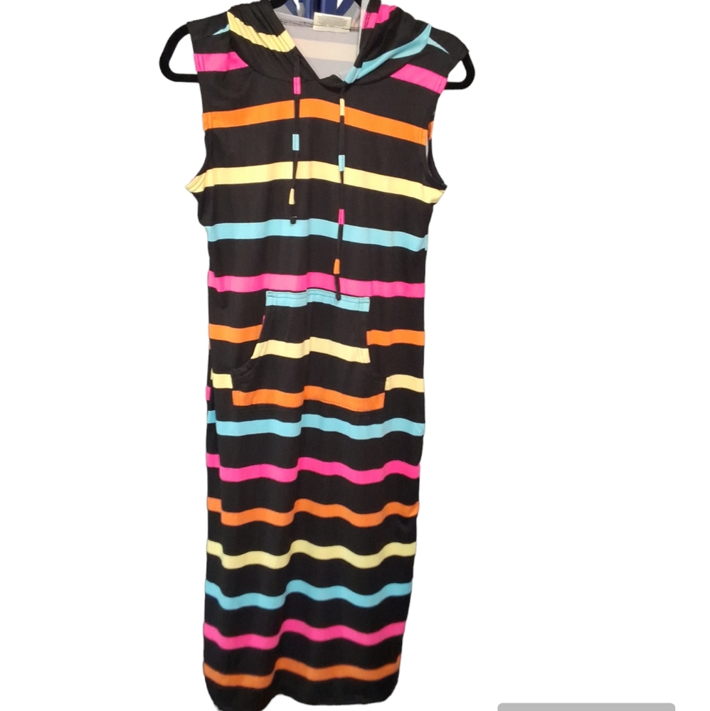 NWT Bobbie Brooks Swim Coverup  Size  MED